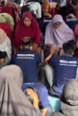 Isak Tangis Haru Warga Binaan hari Ibu di Lapas Rangkasbitung,Selasa.(23/12/2025)