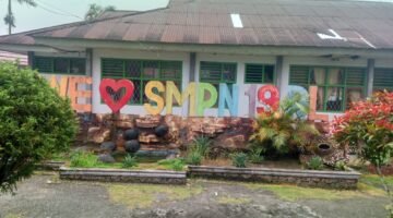 Kepala SMP 19 kabupaten rejang Lebong di duga Tidak Transparan Penggunaan Dana BOS