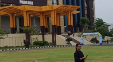 MEMPERINGATI HARI KARTINI:  Semangat Emansipasi Lewat Sosok Ariani, Pemimpin Tangguh di Balik Pilarfakta.id