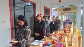 Vihara Nagarjuna Palangka Raya Gelar Sembahyang Ulambana, Doakan Leluhur dan Keselamatan Kalimantan Tengah