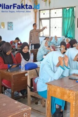 Polres Pasuruan Ajak Pelajar Cerdas dan Bertanggung Jawab Hadapi Era Kecerdasan Buatan*
